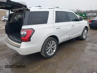 2018 Ford Expedition Platinum with VIN 1FMJU1MT8JEA07636, listed as a IAAI auction lot 41437297 with 100,730 mi miles. Bid and sale history available at carsss.com. Image 4.