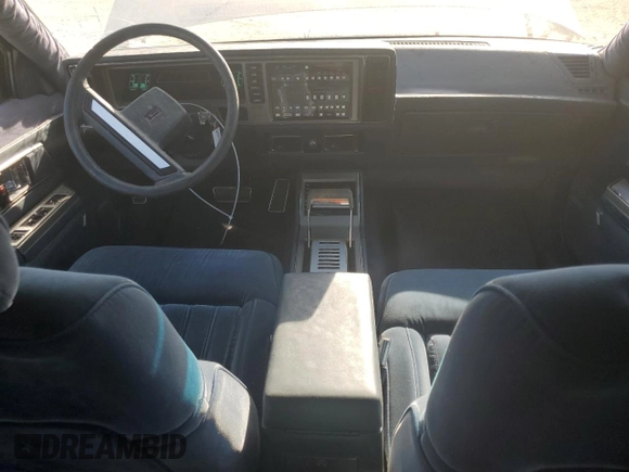 1987 Oldsmobile Toronado with VIN 1G3EZ1130HU307201, listed as a Copart auction lot 78028584 with 104,837 mi miles and Salvage Title. Bid and sale history available at DreamBid. Image 8.
