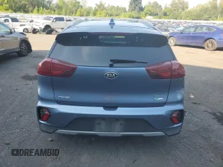 2020 Kia Niro EX Premium with VIN KNDCE3LC2L5440069, listed as a Copart auction lot 63549334 with Not Provided miles and Salvage Title. Bid and sale history available at carsss.com. Image 6.
