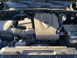 2021 Toyota Tacoma Limited with VIN 3TMGZ5AN1MM383316, listed as a Copart auction lot 46845405 with 45,989 mi miles and Salvage title. Bid and sale history available at DreamBid. Image 13.