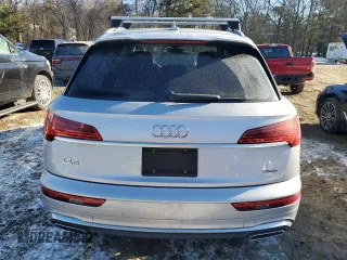 2024 Audi Q5 S line Premium Plus with VIN WA1EAAFY0R2030276, listed as a Copart auction lot 42703395 with 0 mi miles and Clean Title. Bid and sale history available at carsss.com. Image 6.