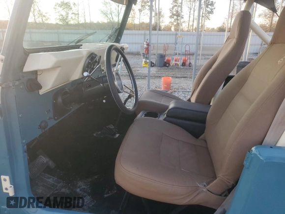 1980 Jeep CJ z VIN J0D93EC050355, wystawiony jako Copart lot #81330414 z przebiegiem 129 mil mil oraz Czysty tytuł • Clean title. Historia ofert i sprzedaży dostępna na DreamBid. Obrazek 7.