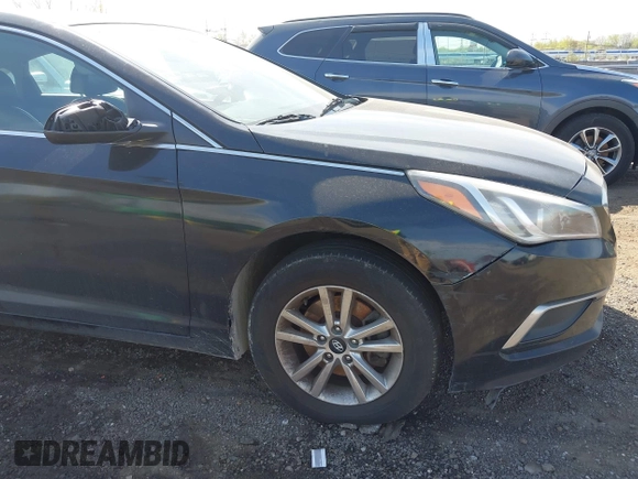 2016 Hyundai Sonata 2.4L with VIN 5NPE24AF2GH379283, listed as a IAAI auction lot 42107518 with 263,990 mi miles and . Bid and sale history available at carsss.com. Image 6.