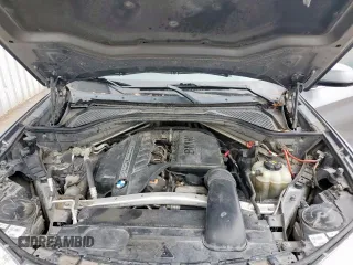2016 BMW X5 xDrive35i z VIN 5UXKR0C51G0U10837, wystawiony jako Copart lot #60423765 z przebiegiem 138 677 mil mil oraz Czysty tytuł • Clean title. Historia ofert i sprzedaży dostępna na DreamBid. Obrazek 12.