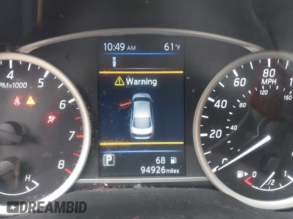 2019 Nissan Sentra SR with VIN 3N1AB7AP6KY209841, listed as a IAAI auction lot 41925545 with 94,926 mi miles. Bid and sale history available at carsss.com. Image 7.