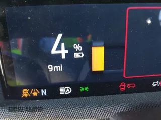 2023 Ford Mustang Mach-E Select с VIN 3FMTK1RM9PMA46139, выставлен на аукционе IAAI как лот 40752839 с пробегом 40 767 миль миль и . История ставок и продаж доступна на DreamBid. Изображение 17.