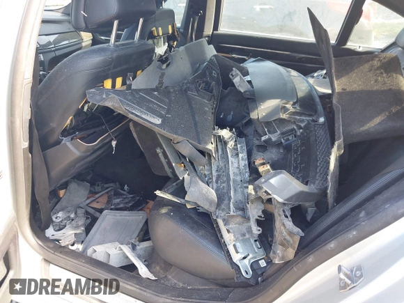 2013 BMW 7 Series 750Li with VIN WBAYE8C50DD133041, listed as a IAAI auction lot 42280002 with Not provided miles and . Bid and sale history available at DreamBid. Image 12.