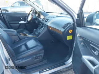 2005 Volvo XC90 with VIN YV1CZ911351152624, listed as a IAAI auction lot 41531835 with 231,936 mi miles and . Bid and sale history available at DreamBid. Image 5.