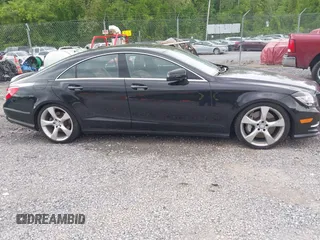 2014 Mercedes-Benz CLS 550 с VIN WDDLJ7DB9EA102760, выставлен на аукционе IAAI как лот 42171001 с пробегом 61 294 миль миль и . История ставок и продаж доступна на DreamBid. Изображение 13.