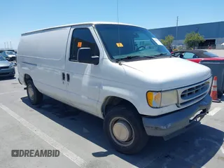 2003 Ford Econoline Cargo z VIN 1FTNE24L03HA78730, wystawiony jako IAAI lot #42339347 z przebiegiem 216 541 mil mil oraz . Historia ofert i sprzedaży dostępna na DreamBid. Obrazek 1.