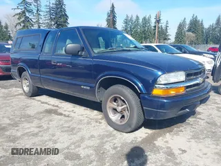 2001 Chevrolet S-10 LS with VIN 1GCCS19WX18259344, listed as a IAAI auction lot 41885132 with 77,628 mi miles and . Bid and sale history available at DreamBid. Image 1.