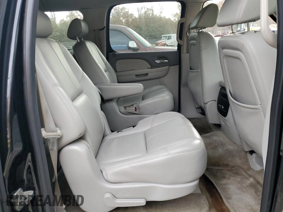 2008 Chevrolet Suburban LT w/3LT with VIN 3GNFK16388G104536, listed as a Copart auction lot 79519284 with 87,786 mi miles and Salvage Title. Bid and sale history available at carsss.com. Image 11.