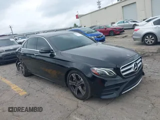 2018 Mercedes-Benz E 300 with VIN WDDZF4JB9JA404798, listed as a IAAI auction lot 42425929 with 71,151 mi miles and . Bid and sale history available at DreamBid. Image 1.