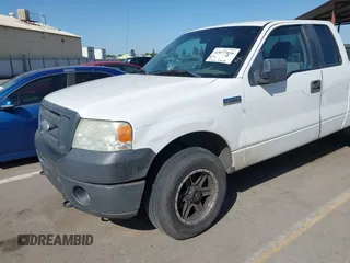2007 Ford F-150 XLT with VIN 1FTPX14527KD42148, listed as a IAAI auction lot 42077816 with 267,360 mi miles. Bid and sale history available at carsss.com. Image 6.