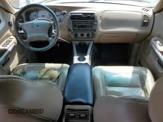 2001 Ford Explorer Sport Trac with VIN 1FMZU67E01UA22201, listed as a Copart auction lot 62529415 with 207,896 mi miles and Clean title. Bid and sale history available at DreamBid. Image 8.