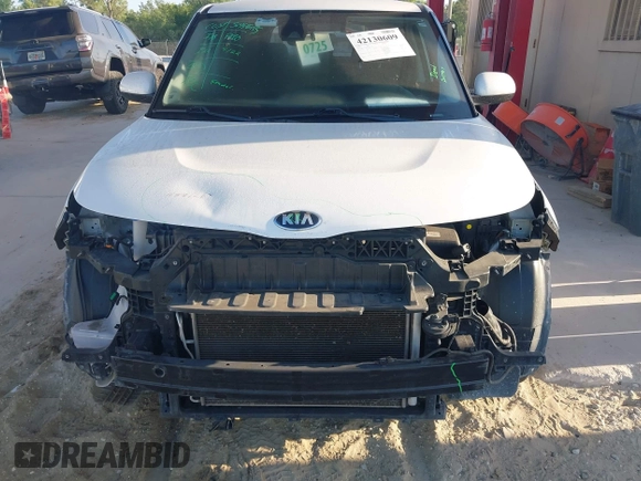2020 Kia Soul S with VIN KNDJ23AU8L7004004, listed as a IAAI auction lot 42130609 with 97,843 mi miles and . Bid and sale history available at DreamBid. Image 6.