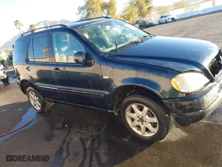 2001 Mercedes-Benz M-Class with VIN 4JGAB72E01A251463, listed as a IAAI auction lot 41392480 with 1 mi miles. Bid and sale history available at carsss.com. Image 12.