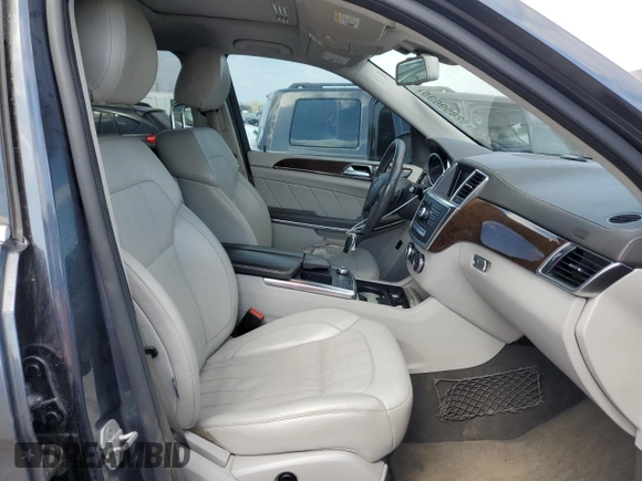 2014 Mercedes-Benz GL 450 with VIN 4JGDF7CEXEA272813, listed as a Copart auction lot 52859635 with 192,094 mi miles and Salvage title. Bid and sale history available at DreamBid. Image 7.