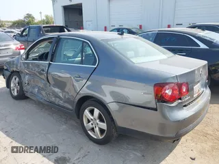 2009 Volkswagen Jetta SE с VIN 3VWRM71K39M128275, выставлен на аукционе IAAI как лот 40320181 с пробегом 164 029 миль миль и . История ставок и продаж доступна на DreamBid. Изображение 3.