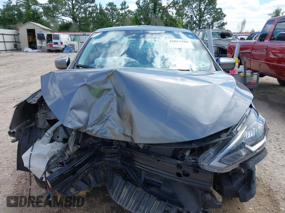 2017 Nissan Sentra S with VIN 3N1AB7AP7HY320035, listed as a IAAI auction lot 42017509 with 31,650 mi miles and . Bid and sale history available at DreamBid. Image 13.