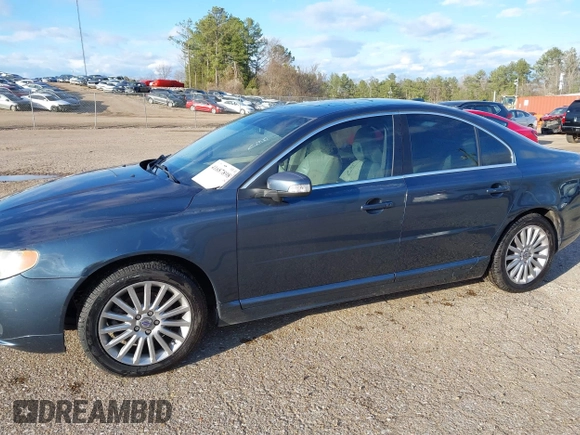 2008 Volvo S80 3.2L with VIN YV1AS982081072485, listed as a IAAI auction lot 41687898 with 1 mi miles. Bid and sale history available at carsss.com. Image 6.