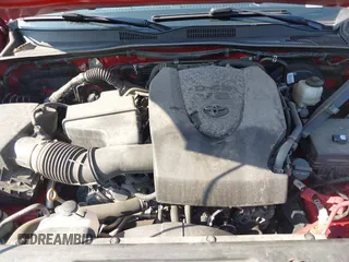 2022 Toyota Tacoma SR5 with VIN 3TMDZ5BN6NM139342, listed as a IAAI auction lot 42711808 with 46,826 mi miles and . Bid and sale history available at DreamBid. Image 10.
