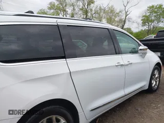 2017 Chrysler Pacifica Limited with VIN 2C4RC1GG0HR598664, listed as a IAAI auction lot 42138539 with 95,934 mi miles and . Bid and sale history available at DreamBid. Image 14.