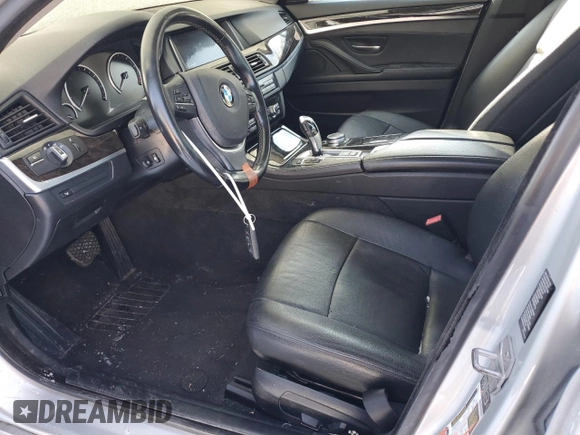 2015 BMW 5 Series 528i xDrive with VIN WBA5A7C51FD622060, listed as a Copart auction lot 42130055 with 86,552 mi miles and Clean title. Bid and sale history available at DreamBid. Image 7.
