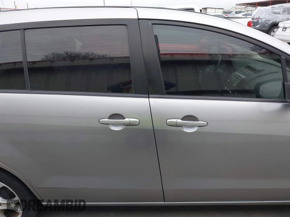 2010 Mazda 5 Sport z VIN JM1CR2W30A0384041, wystawiony jako IAAI lot #41134158 z przebiegiem 178 540 mil mil oraz . Historia ofert i sprzedaży dostępna na DreamBid. Obrazek 13.