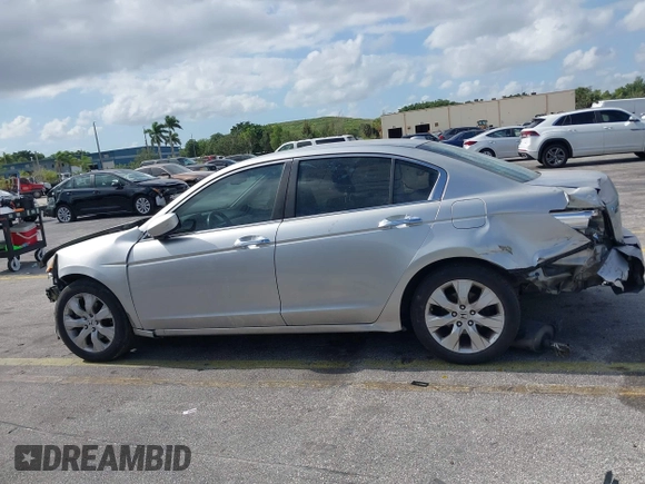 2010 Honda Accord EX-L z VIN 5KBCP3F86AB009524, wystawiony jako IAAI lot #42120869 z przebiegiem 242 730 mil mil oraz . Historia ofert i sprzedaży dostępna na DreamBid. Obrazek 14.