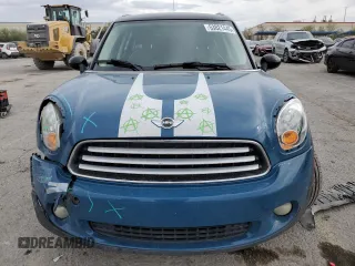 2012 MINI Countryman with VIN WMWZB3C51CWM02831, listed as a Copart auction lot 53821445 with 149,654 mi miles and Salvage Title. Bid and sale history available at DreamBid. Image 5.