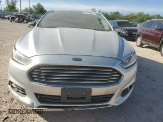 2016 Ford Fusion SE with VIN 3FA6P0HD3GR373112, listed as a Copart auction lot 53109675 with 117,568 mi miles and Clean Title. Bid and sale history available at DreamBid. Image 5.