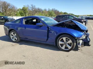 2014 Ford Mustang GT z VIN 1ZVBP8CF4E5258385, wystawiony jako Copart lot #56265104 z przebiegiem 69 178 mil mil oraz Nie do naprawy • Non repairable. Historia ofert i sprzedaży dostępna na DreamBid. Obrazek 4.