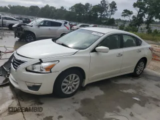 2015 Nissan Altima 2.5 with VIN 1N4AL3AP6FN317632, listed as a Copart auction lot 57136625 with 164,481 mi miles and Salvage title. Bid and sale history available at DreamBid. Image 1.