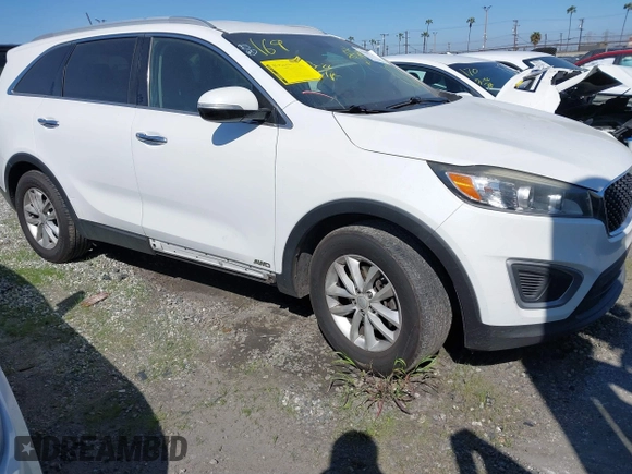 2017 Kia Sorento LX z VIN 5XYPGDA30HG315882, wystawiony jako IAAI lot #41801283 z przebiegiem 165 950 mil mil oraz . Historia ofert i sprzedaży dostępna na DreamBid. Obrazek 1.