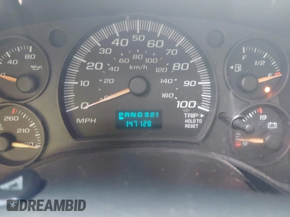 2007 Chevrolet Express Cargo with VIN 1GCFG15X471177057, listed as a IAAI auction lot 42634978 with 147,128 mi miles and . Bid and sale history available at DreamBid. Image 7.