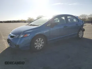 2010 Honda Civic DX-VP z VIN 19XFA1F3XAE001308, wystawiony jako Copart lot #54388715 z przebiegiem 163 462 mil mil oraz Szkoda całkowita • Salvage title. Historia ofert i sprzedaży dostępna na DreamBid. Obrazek 1.