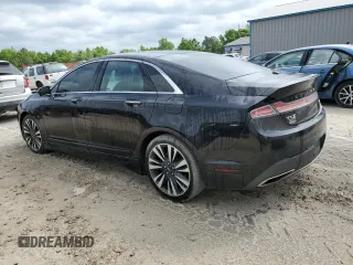 2019 Lincoln MKZ Reserve II z VIN 3LN6L5E98KR617764, wystawiony jako Copart lot #53246005 z przebiegiem 108 017 mil mil oraz Tytuł czysty. Historia ofert i sprzedaży dostępna na DreamBid. Obrazek 2.