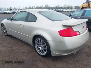 2005 Infiniti G35 with VIN JNKCV54E55M423348, listed as a IAAI auction lot 42195346 with 160,714 mi miles. Bid and sale history available at carsss.com. Image 3.