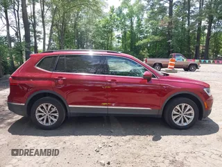 2018 Volkswagen Tiguan SEL with VIN 3VV3B7AX6JM073546, listed as a IAAI auction lot 42439602 with 97,109 mi miles and . Bid and sale history available at DreamBid. Image 13.