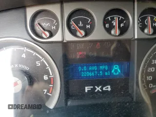 2010 Ford F-150 XL z VIN 1FTFW1EV2AFC00699, wystawiony jako Copart lot #60511295 z przebiegiem 220 667 mil mil oraz Czysty tytuł • Clean title. Historia ofert i sprzedaży dostępna na DreamBid. Obrazek 9.