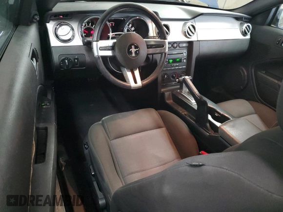 2008 Ford Mustang Deluxe with VIN 1ZVHT80N485194614, listed as a Copart auction lot 45477375 with 201,281 mi miles and Salvage Title. Bid and sale history available at DreamBid. Image 8.