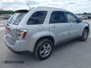 2009 Chevrolet Equinox LT w/2LT with VIN 2CNDL63F196247510, listed as a IAAI auction lot 40449836 with 203,583 mi miles. Bid and sale history available at carsss.com. Image 4.