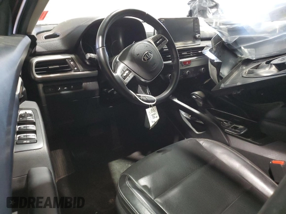 2020 Kia Telluride S with VIN 5XYP6DHC4LG085328, listed as a Copart auction lot 54719085 with 37,464 mi miles and Salvage title. Bid and sale history available at DreamBid. Image 8.