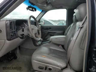 2004 GMC Yukon Denali with VIN 1GKEK63U34J116301, listed as a Copart auction lot 74930604 with 230,797 mi miles and Salvage Title. Bid and sale history available at carsss.com. Image 7.