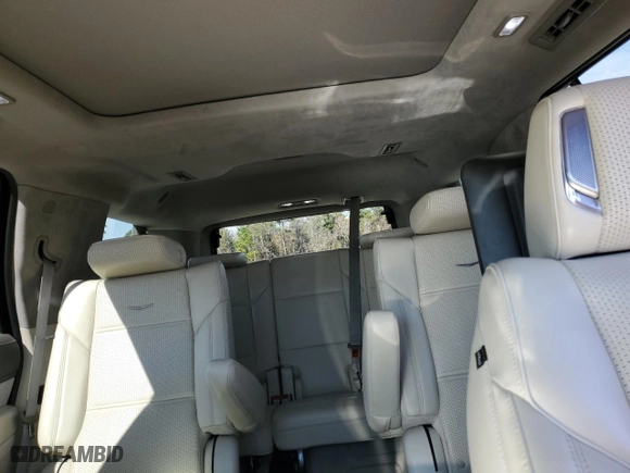 2021 Cadillac Escalade Premium Luxury Platinum with VIN 1GYS4DKL7MR315742, listed as a Copart auction lot 88448255 with 38,768 mi miles and Salvage Title. Bid and sale history available at carsss.com. Image 10.