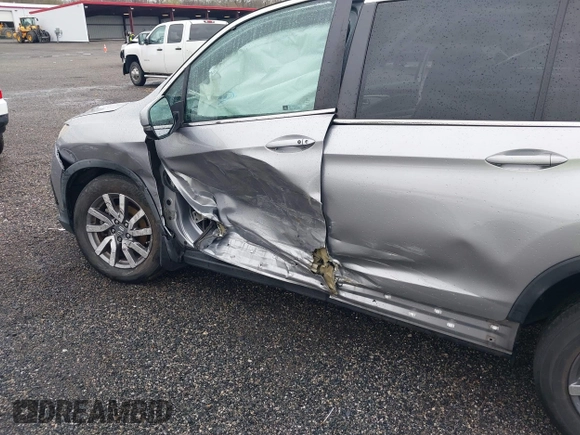 2019 Honda Pilot EX-L z VIN 5FNYF5H55KB045230, wystawiony jako IAAI lot #41953954 z przebiegiem 101 721 mil mil oraz . Historia ofert i sprzedaży dostępna na DreamBid. Obrazek 6.