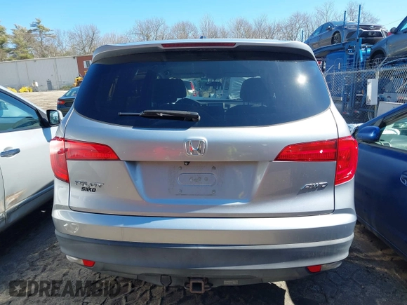 2016 Honda Pilot EX with VIN 5FNYF6H35GB004589, listed as a IAAI auction lot 41786117 with 107,717 mi miles. Bid and sale history available at carsss.com. Image 16.