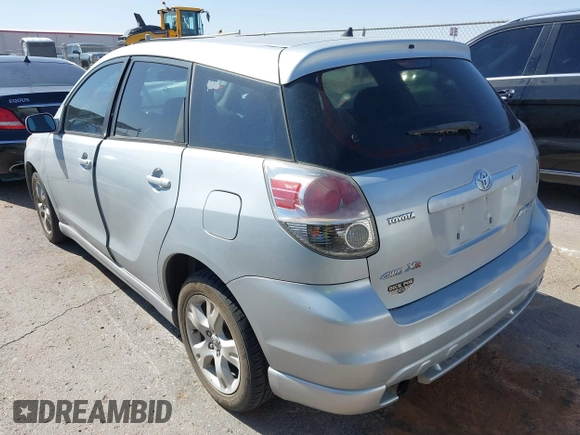2006 Toyota Matrix STD z VIN 2T1LR32E56C563203, wystawiony jako IAAI lot #41938851 z przebiegiem 179 767 mil mil oraz . Historia ofert i sprzedaży dostępna na DreamBid. Obrazek 3.