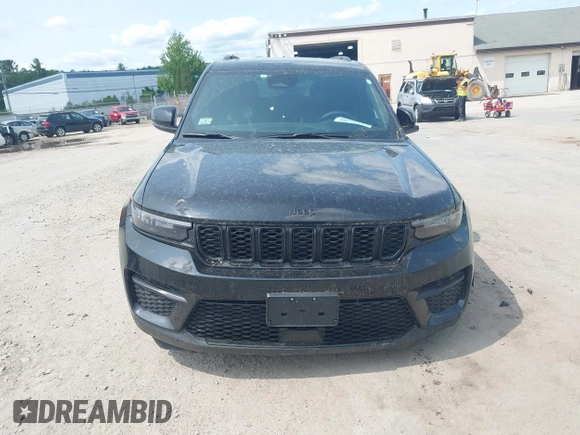 2023 Jeep Grand Cherokee Laredo with VIN 1C4RJHAG2PC660094, listed as a IAAI auction lot 42390290 with 27,802 mi miles and . Bid and sale history available at DreamBid. Image 12.